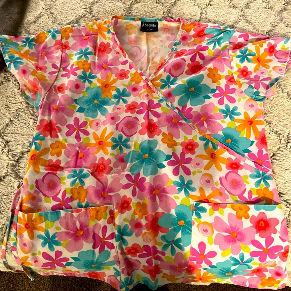 Nursing Scrub Top